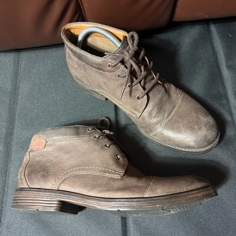 Clarks‎ Cushion Soft Leather Chukka Boots Mens 11 Brown Ortholite Lace Up